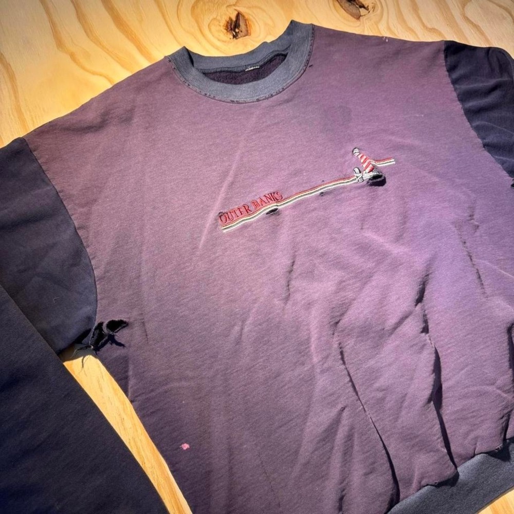Vintage obx thrashed crewneck